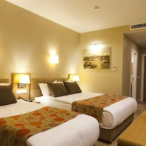 Otel Grand Plaza